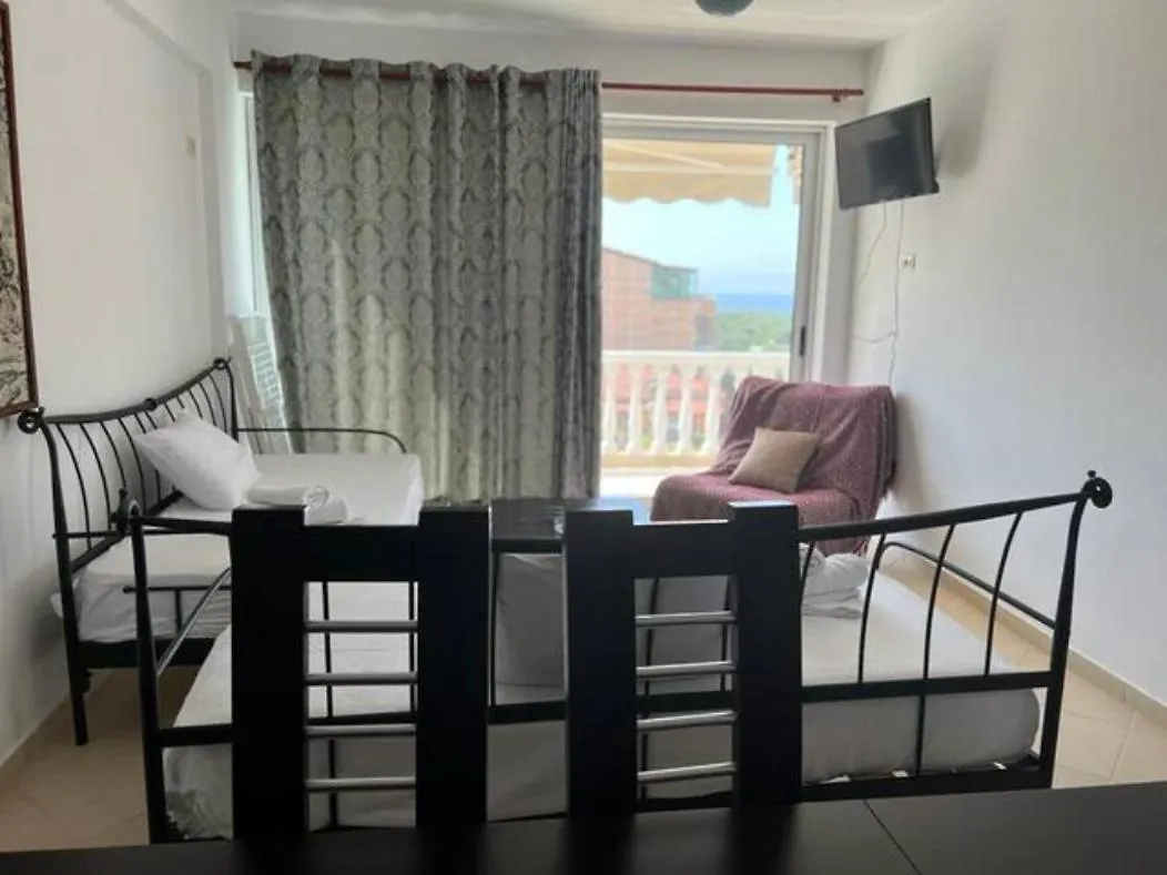 Polyxeni Apartments 科帕罗