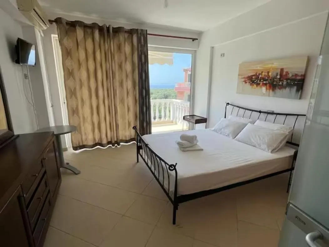 Polyxeni Apartments 科帕罗